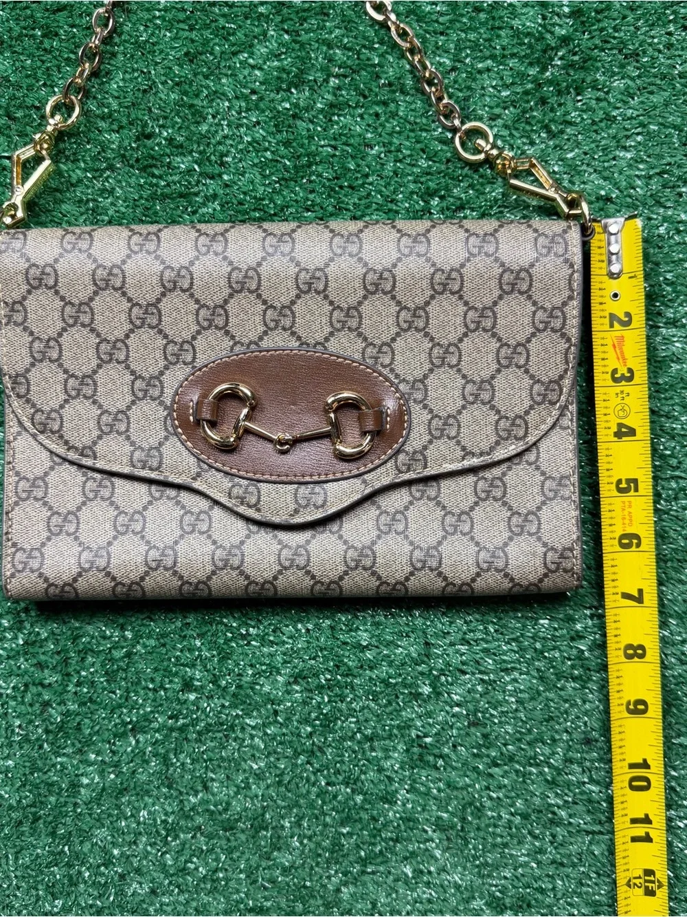 Gucci Beige/Brown GG Supreme Chain Shoulder Clutch